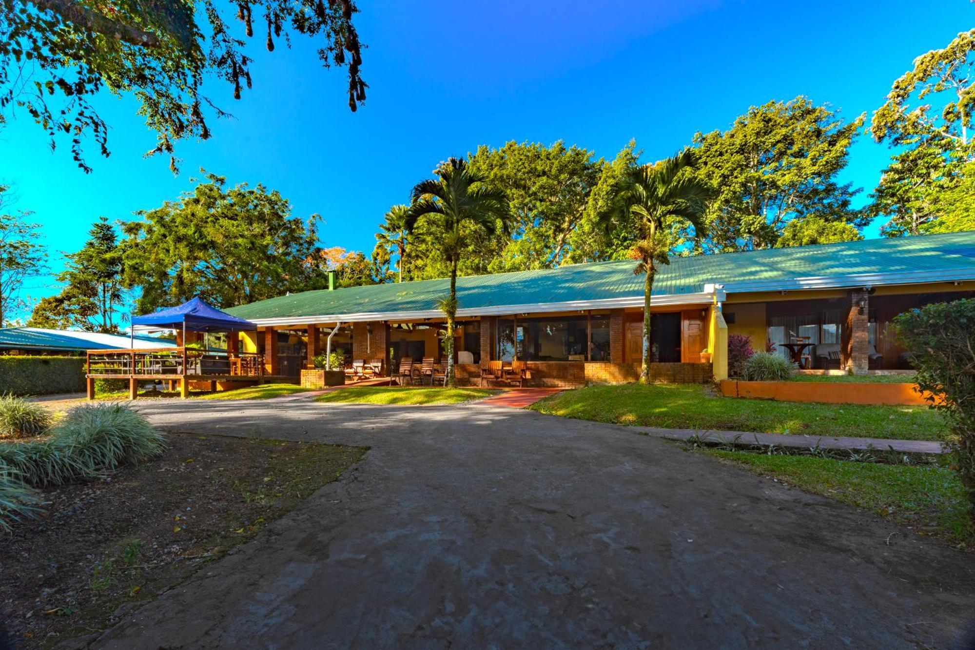 Hotel Villa Florencia توريالبا المظهر الخارجي الصورة