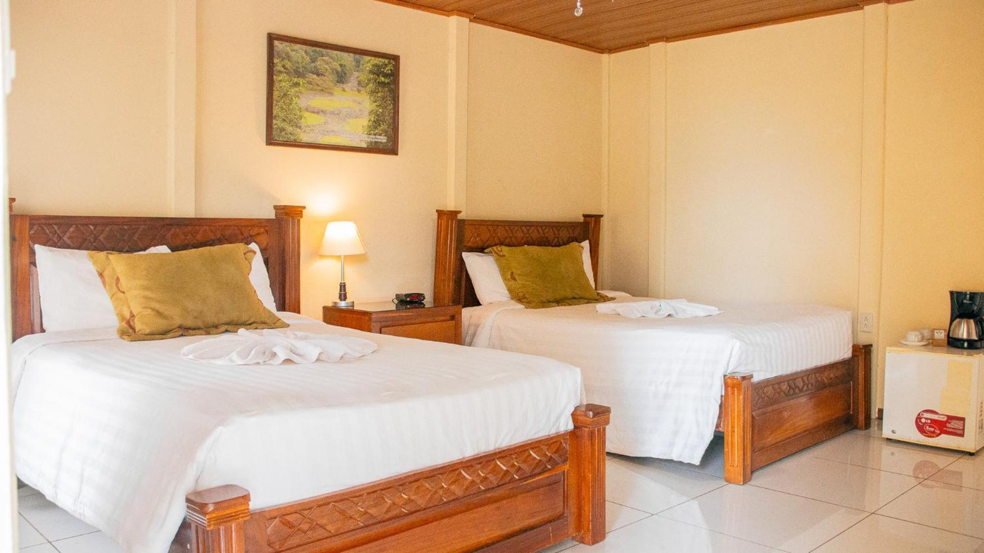 Hotel Villa Florencia توريالبا المظهر الخارجي الصورة